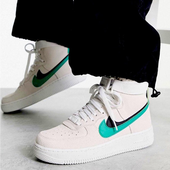 Nike Air Force 1 High SE Women's Shoes Sesame-Neptune Green NEW WITH BOX… - Picture 1 of 9